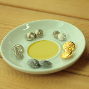 금은빛콩단추(지름1.5cm~2.1cm)굿실(경안섬유)
